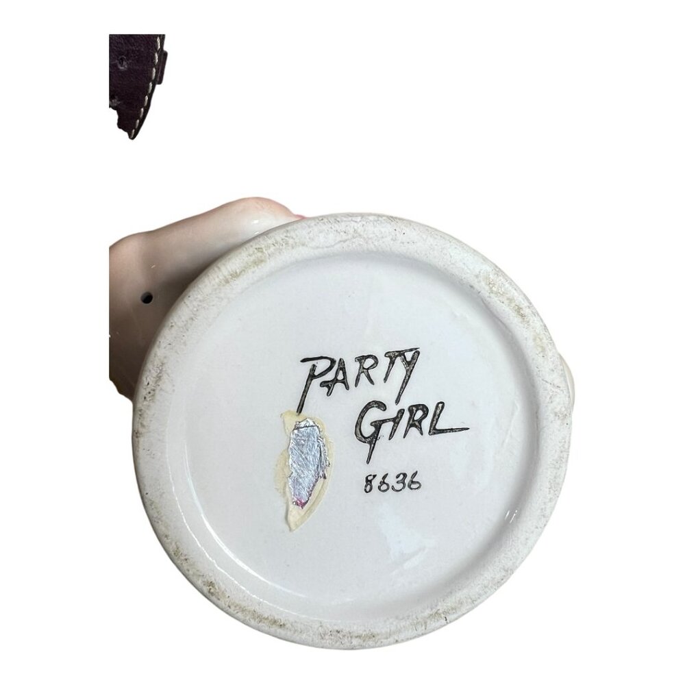 Party Girl Risque Mugs - Picture 6 of 13